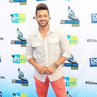 Jai Rodriguez in The DoSomething.org and VH1's 2012 Do Something Awards