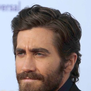 Jake Gyllenhaal in 2012 NCLR ALMA Awards - Arrivals