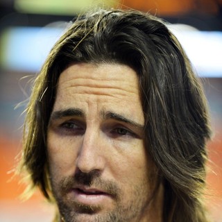 Jake Owen in 2013 Discover Orange Bowl Between The Florida State Seminoles and The Northern Illinois Huskies - jake-owen-2013-discover-orange-bowl-01