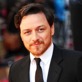 James McAvoy in The Olivier Awards 2012 - Arrivals - james-mcavoy-olivier-awards-2012-02