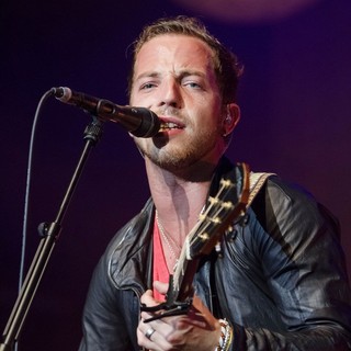 James Morrison in James Morrison Performing Live