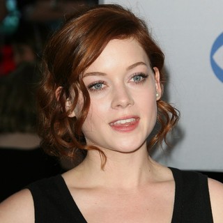Jane Levy in 2012 People's Choice Awards - Arrivals