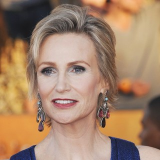Jane Lynch in The 18th Annual Screen Actors Guild Awards - Arrivals