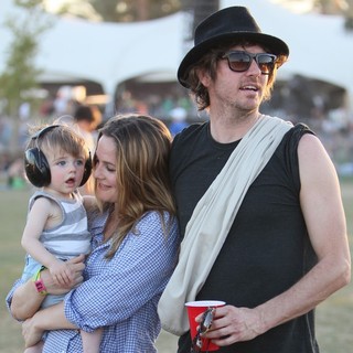 Bear Blu Jarecki, Alicia Silverstone, Christopher Jarecki in Celebrities at The 2012 Coachella Valley Music and Arts Festival - Week 2 Day 2