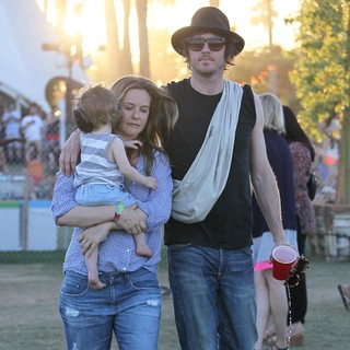 Alicia Silverstone in Celebrities at The 2012 Coachella Valley Music and Arts Festival - Week 2 Day 2 - jarecki-silverstone-2012-coachella-week-2-day-2-19