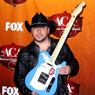 Jason Aldean in 2011 American Country Awards - Press Room