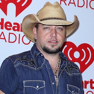Jason Aldean in 2012 iHeartRadio Music Festival - Day 1 - Arrivals