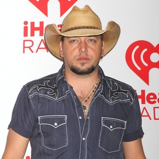 Jason Aldean in 2012 iHeartRadio Music Festival - Day 1 - Arrivals