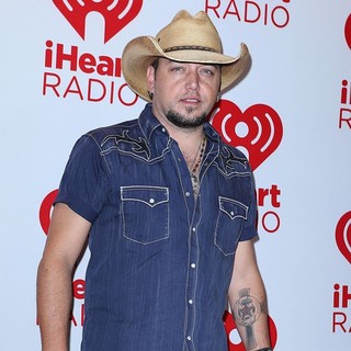 Jason Aldean in 2012 iHeartRadio Music Festival - Day 1 - Arrivals