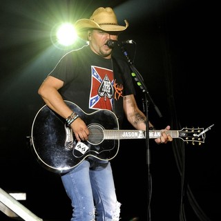 Jason Aldean in Jason Aldean Performs During His My Kinda Party Tour 2012