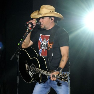 Jason Aldean in Jason Aldean Performs During His My Kinda Party Tour 2012