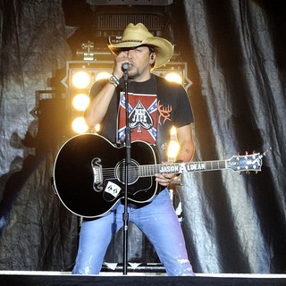Jason Aldean in Jason Aldean Performs During His My Kinda Party Tour 2012