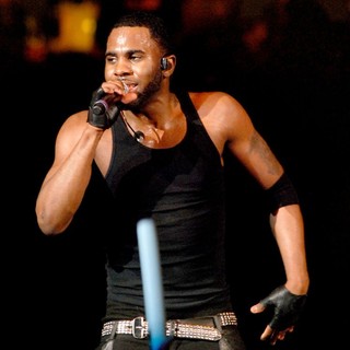 Jason Derulo in B96 Sobe Lifewater Jingle Bash