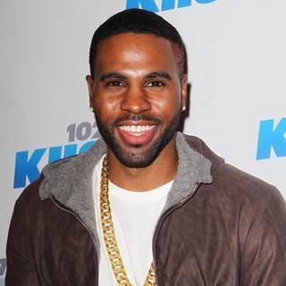 KIIS FM's 2012 Jingle Ball - Night 2 - Arrivals