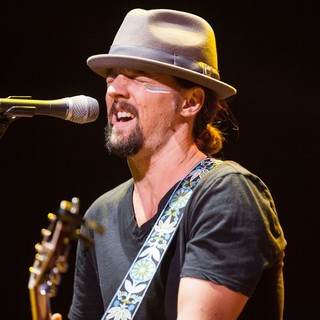 Jason Mraz in Jason Mraz Performs During His Tour Is A Four Letter Word Concert