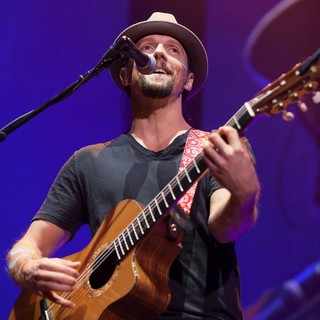 Jason Mraz Performs During His Tour Is A Four Letter Word Concert - jason-mraz-tour-is-a-four-letter-word-concert-12