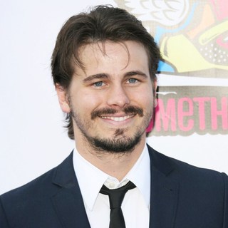 2011 Do Something Awards - Arrivals
