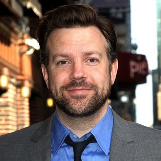Jason Sudeikis in Celebrities Arrive at The Ed Sullivan Theater for The Late Show with David Letterman