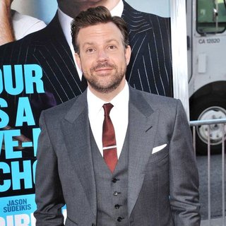 Jason Sudeikis in The Los Angeles Premiere of Horrible Bosses - Arrivals