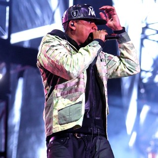 Jay-Z in BBC Radio 1's Hackney Weekend - Day 1 - jay-z-hackney-weekend-day-1-10
