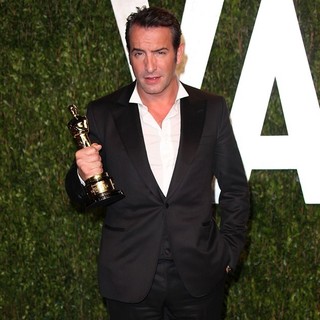 Jean Dujardin in 2012 Vanity Fair Oscar Party - Arrivals