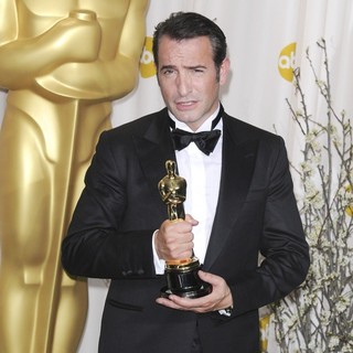 Jean Dujardin in 84th Annual Academy Awards - Press Room