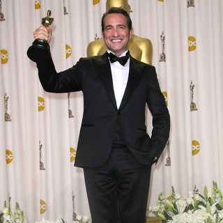 Jean Dujardin in 84th Annual Academy Awards - Press Room