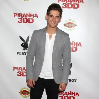 Jean-Luc Bilodeau in The Piranha 3DD Premiere - Arrivals - jean-luc-bilodeau-premiere-piranha-3dd-03