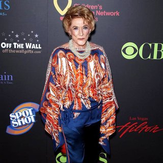 Jeanne Cooper in 2011 Daytime Emmy Awards - Red Carpet