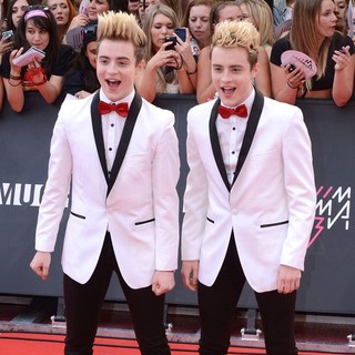Jedward in 2013 MuchMusic Video Awards - Arrivals