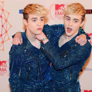 Jedward in The MTV EMA's 2012 - Arrivals