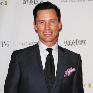Jeffrey Donovan in The Blacks Annual Gala