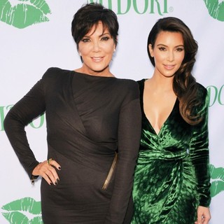 Kris Jenner, Kim Kardashian in Kim Kardashian Hosts The Midori Makeover Parlour