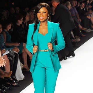 Jennifer Hudson in Mercedes-Benz New York Fashion Week Spring-Summer 2013 - Project Runway