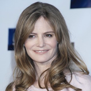 Jennifer Jason Leigh in 27th Annual New York Women in Film and Television's MUSE Awards Luncheon - jennifer-jason-leigh-27th-annual-new-york-women-in-film-and-television-01