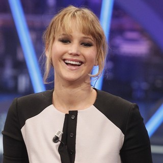 Jennifer Lawrence in Jennifer Lawrence Appears on The El Hormiguero Spanish TV Show