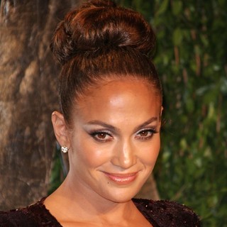 Jennifer Lopez in 2012 Vanity Fair Oscar Party - Arrivals