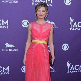Jennifer Nettles, Sugarland in 2012 ACM Awards - Arrivals