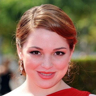Jennifer Stone in 2011 Primetime Creative Arts Emmy Awards - Arrivals