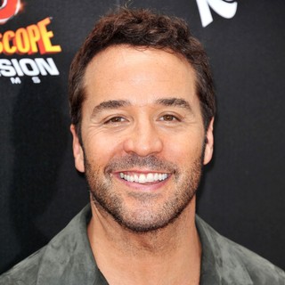 Jeremy Piven in Spy Kids 4 All the Time in the World Los Angeles Premiere