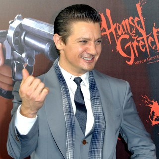 Jeremy Renner in Hansel and Gretel: Witch Hunters Premiere - jeremy-renner-aussie-premiere-hansel-and-gretel-witch-hunters-02