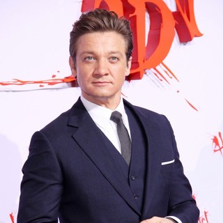 Jeremy Renner in The German Premiere of Hansel and Gretel: Witch Hunters - jeremy-renner-german-premiere-hansel-and-gretel-witch-hunters-02