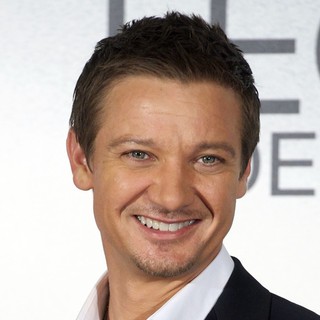 Jeremy Renner in The Bourne Legacy Photocall