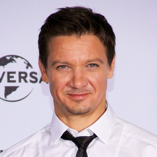 Jeremy Renner in Promoting The Bourne Legacy at A Photocall