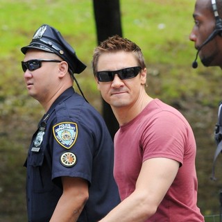 Jeremy Renner in Actors on The Set of The Avengers Shooting on Location in Manhattan