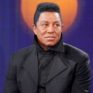 Jermaine Jackson in Champs-Elysees TV Talk Show - Inside Show