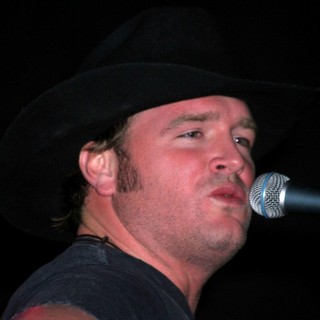 Jerrod Niemann in Jerrod Niemann Performs Live in Concert
