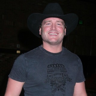 Jerrod Niemann in Jerrod Niemann Performs Live in Concert
