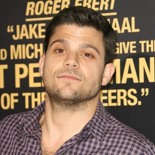 Jerry Ferrara in Los Angeles Premiere of End of Watch - jerry-ferrara-premiere-end-of-watch-02