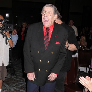 Jerry Lewis Is Awarded The Nevada Broadcasters Association Livetime Achievement Award